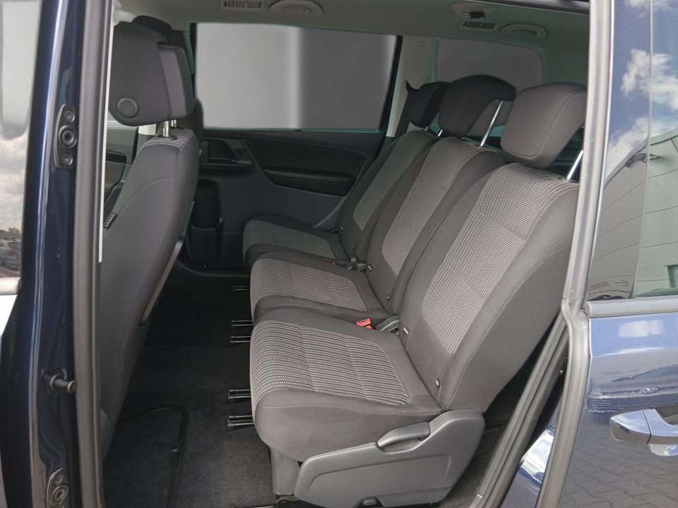SEAT Alhambra - Imagem 11