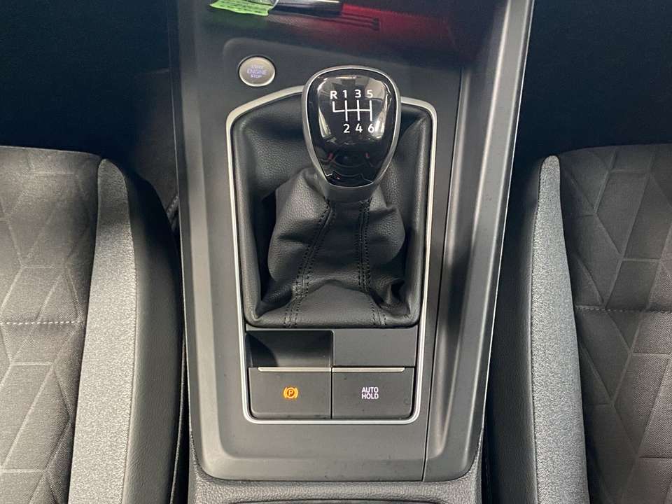 Volkswagen Golf - Imagem 8
