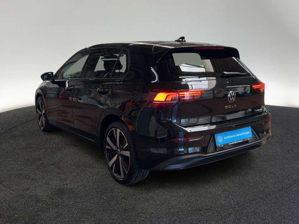 Volkswagen Golf - Imagem 3