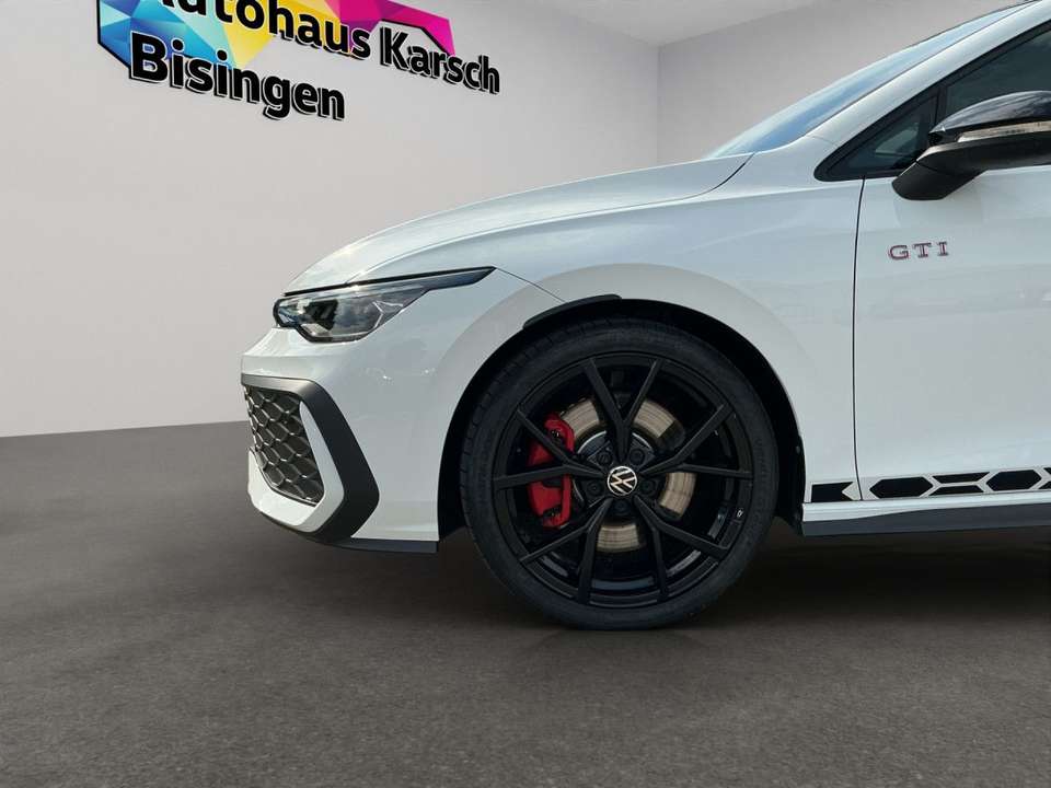 Volkswagen Golf GTI - Imagem 12