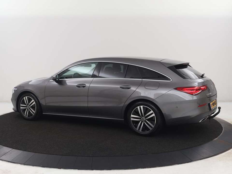 Mercedes-Benz CLA 180 - Imagem 2