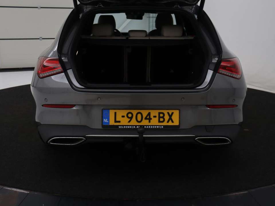 Mercedes-Benz CLA 180 - Imagem 11