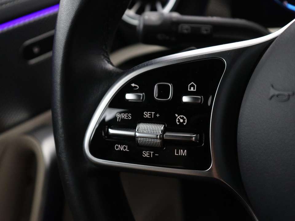 Mercedes-Benz CLA 180 - Imagem 17