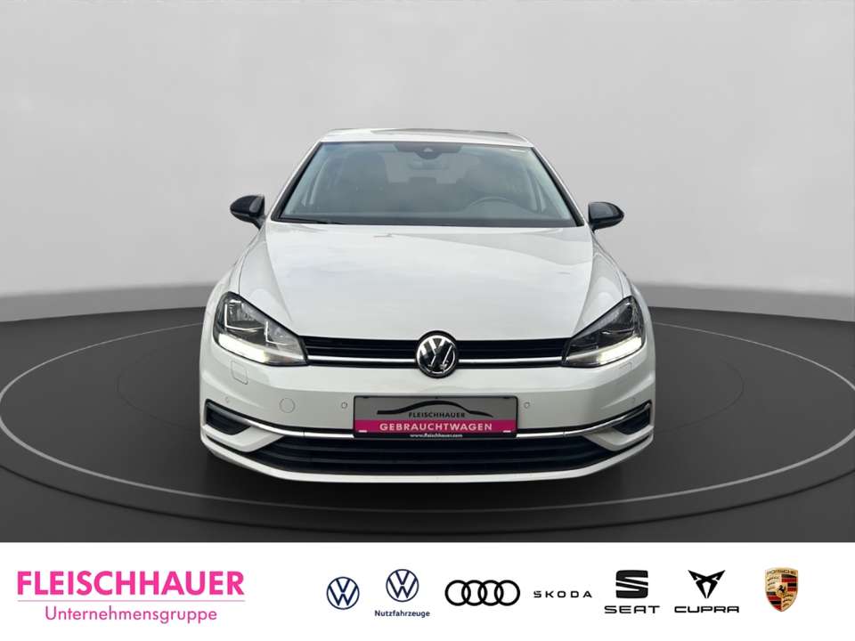 Volkswagen Golf - Imagem 2