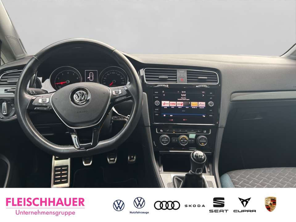 Volkswagen Golf - Imagem 8