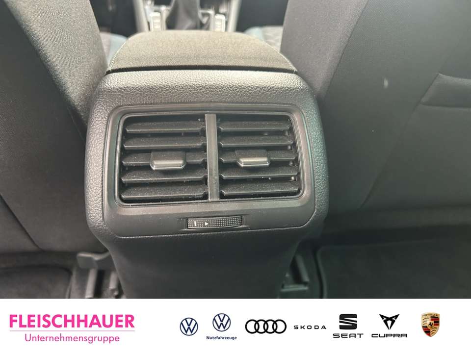 Volkswagen Golf - Imagem 12