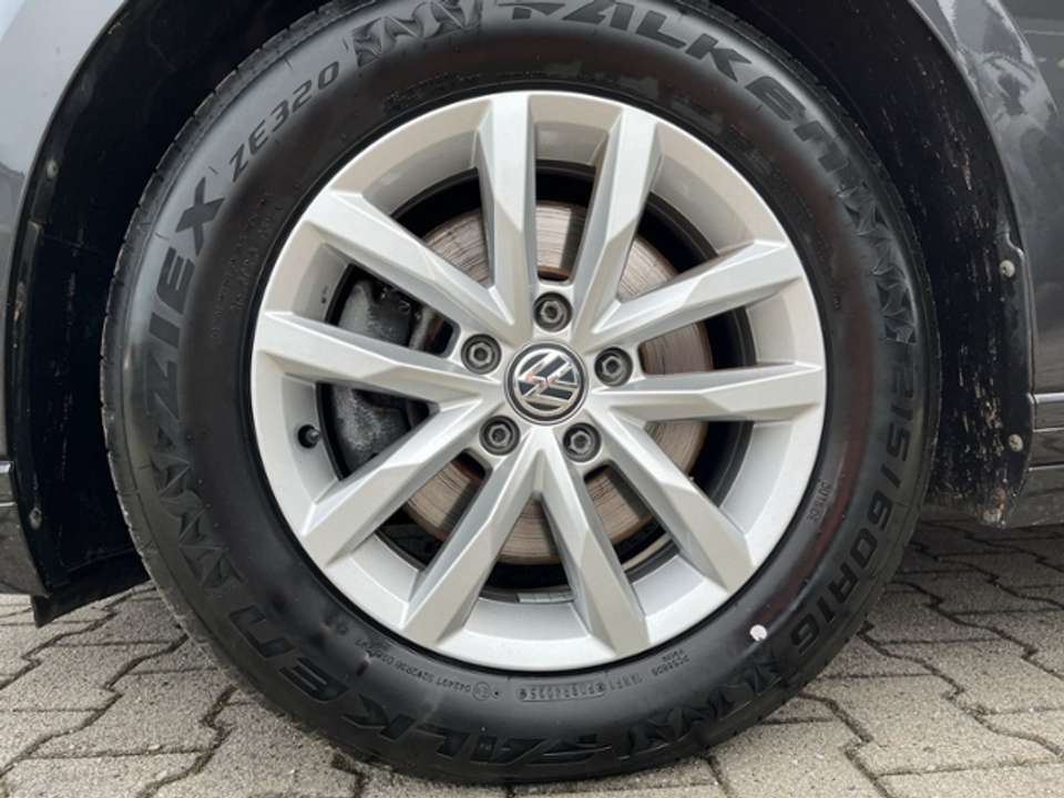 Volkswagen Passat Variant - Imagem 8