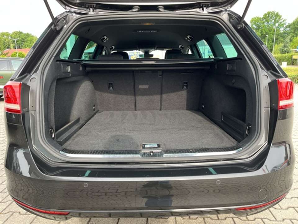 Volkswagen Passat Variant - Imagem 10