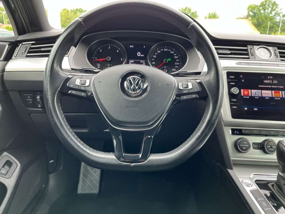Volkswagen Passat Variant - Imagem 12