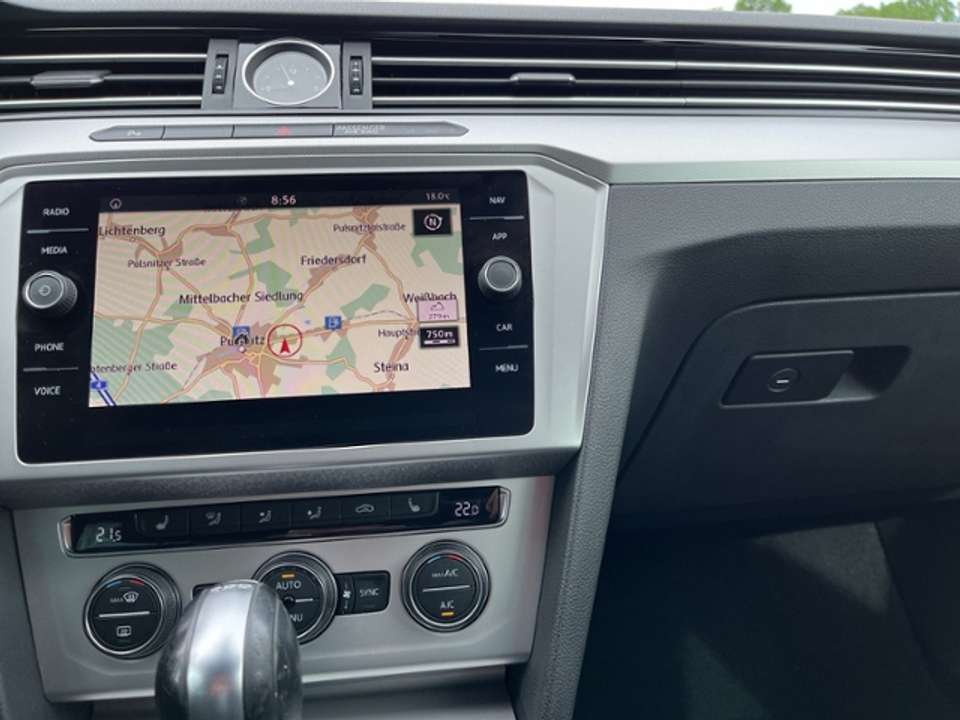 Volkswagen Passat Variant - Imagem 14
