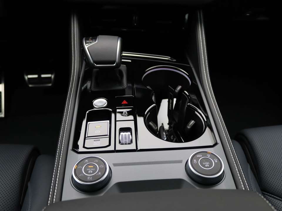 Volkswagen Touareg - Imagem 13