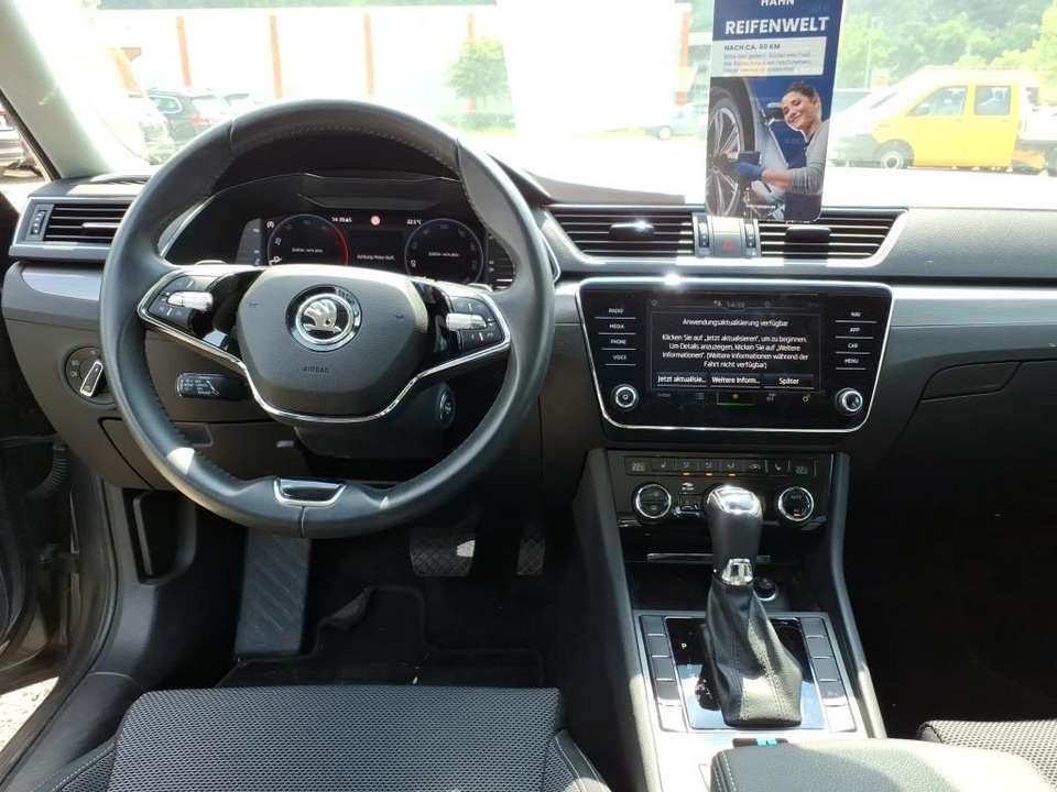 Skoda Superb - Imagem 4