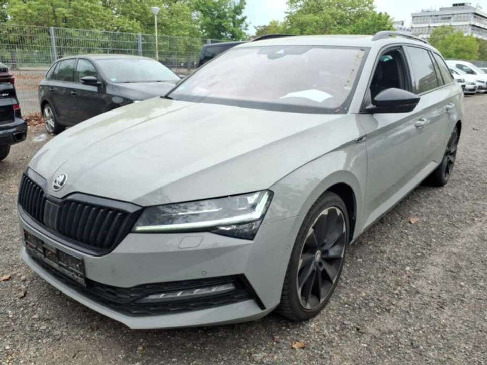 Skoda Superb - Imagem 2