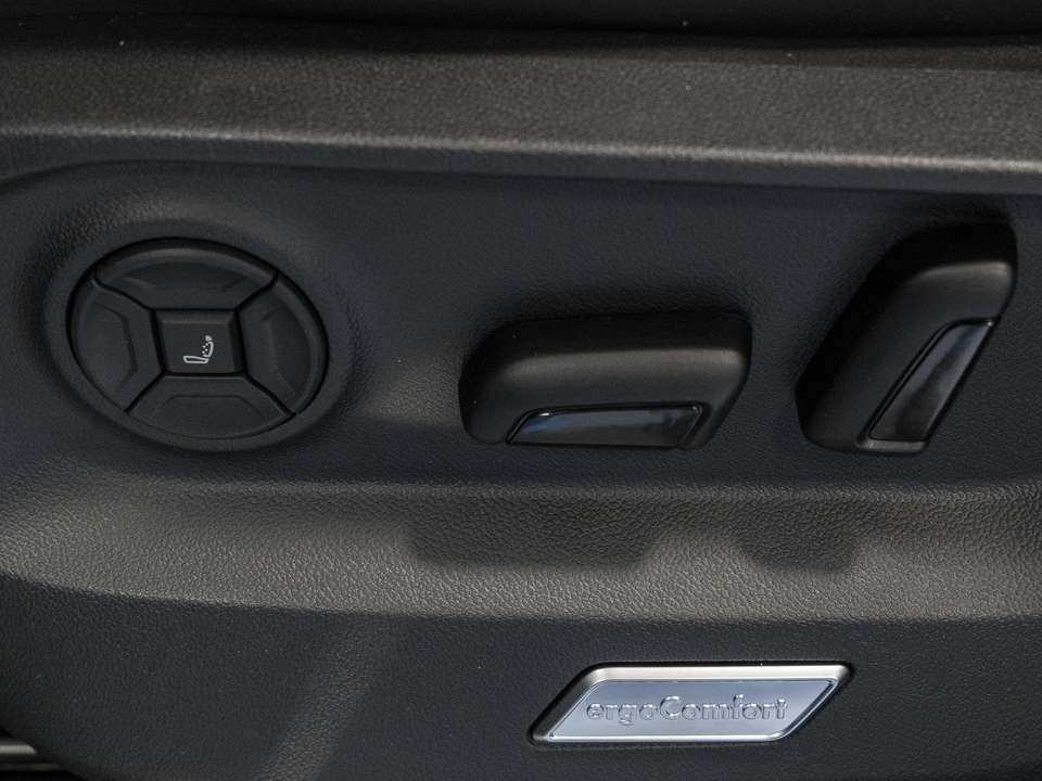 Volkswagen Touareg - Imagem 12
