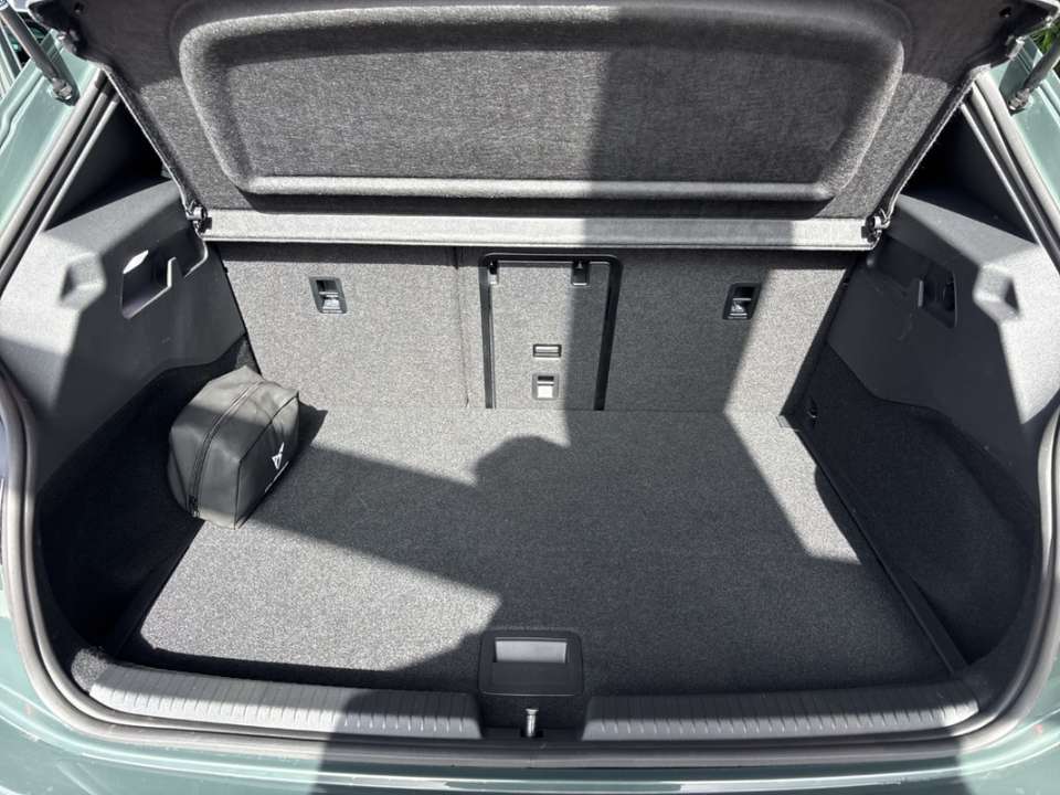 CUPRA Born - Imagem 10