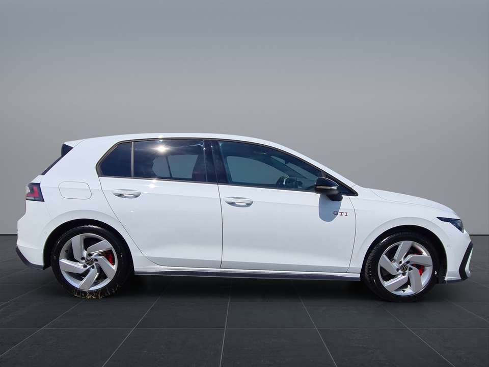 Volkswagen Golf GTI - Imagem 8