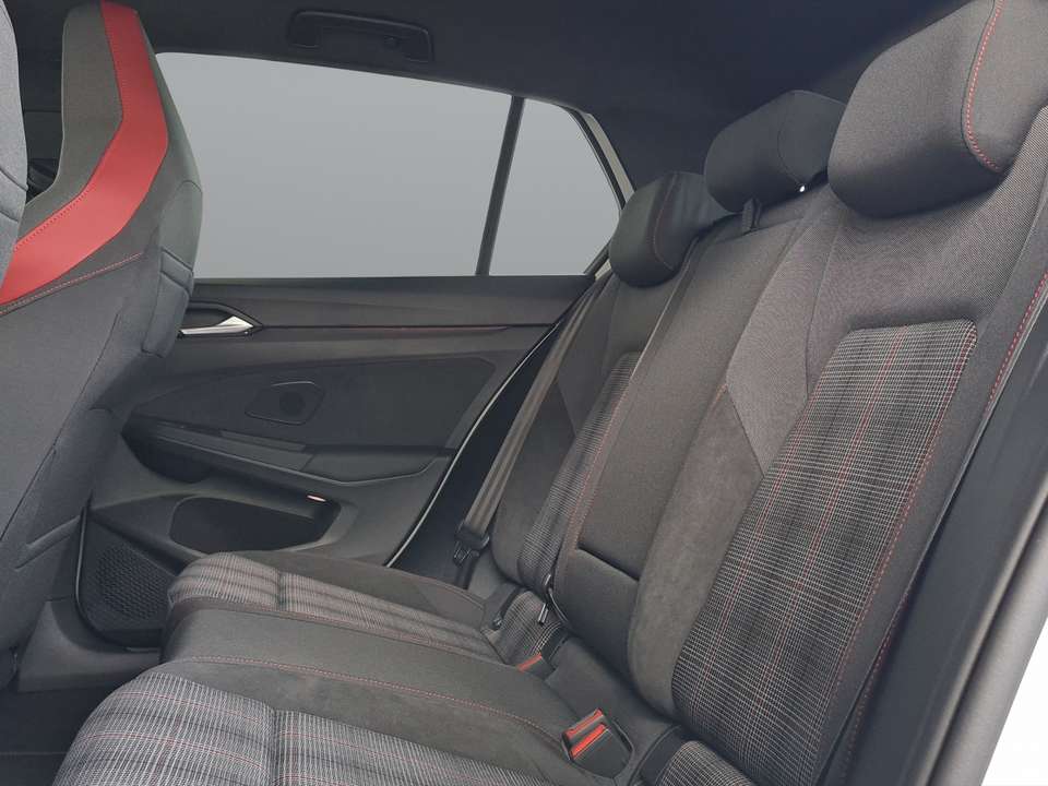 Volkswagen Golf GTI - Imagem 13