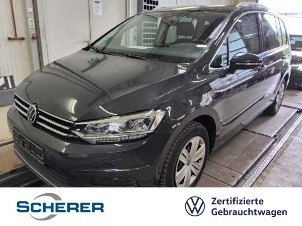 Volkswagen Touran - Imagem 1