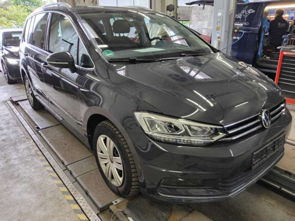 Volkswagen Touran - Imagem 2