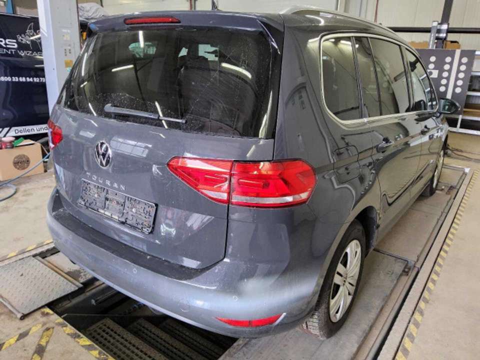 Volkswagen Touran - Imagem 3