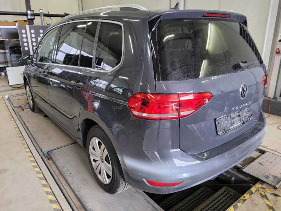 Volkswagen Touran - Imagem 4