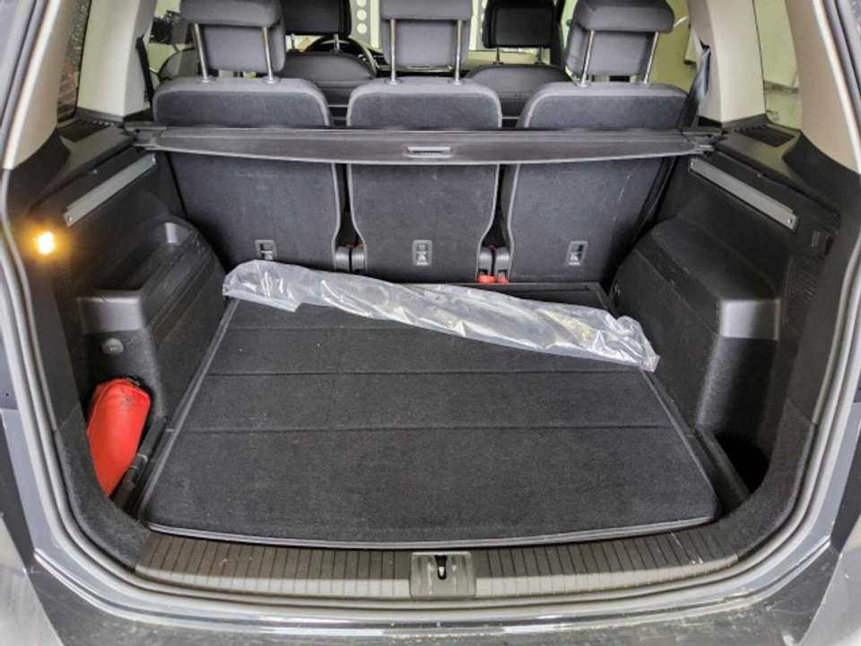 Volkswagen Touran - Imagem 8