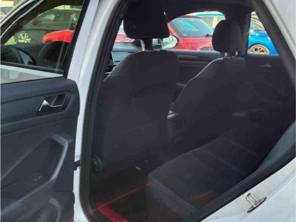 Volkswagen T-Roc - Imagem 10