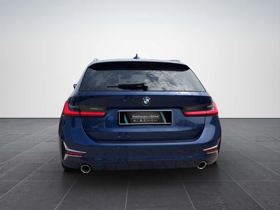 BMW 320 - Imagem 5