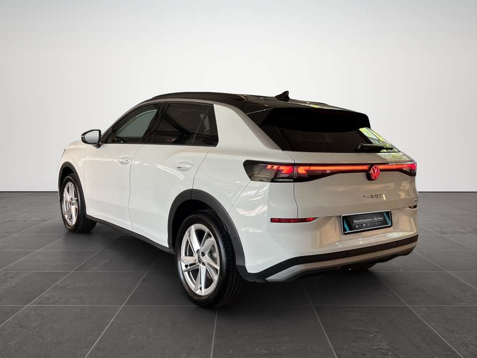 Volkswagen T-Roc - Imagem 4