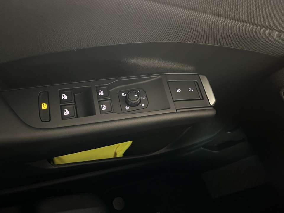 Volkswagen T-Roc - Imagem 12