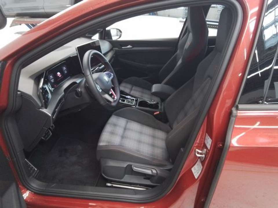 Volkswagen Golf - Imagem 6