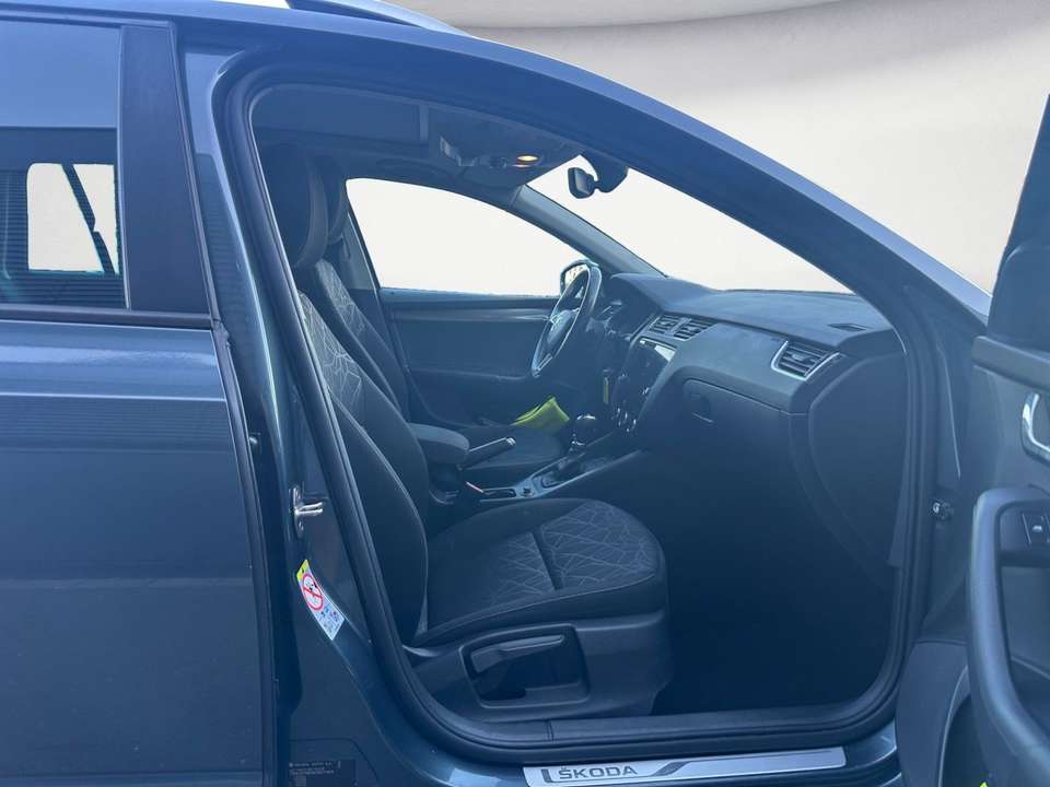 Skoda Octavia - Imagem 9