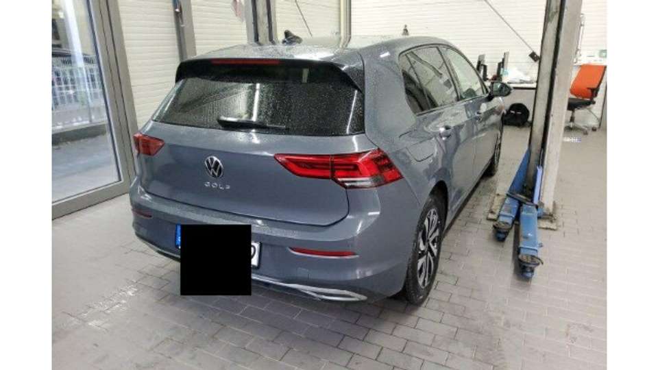 Volkswagen Golf - Imagem 3