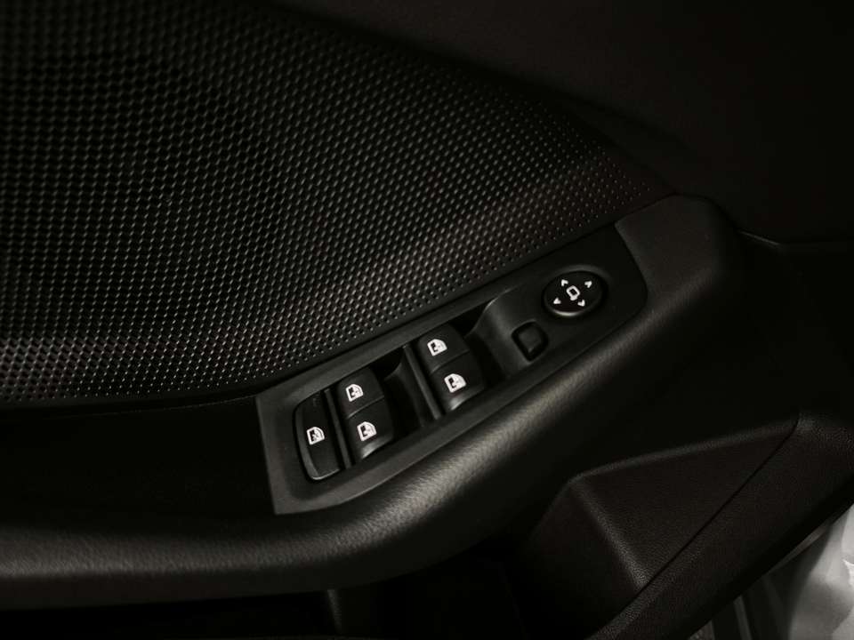 BMW 116 - Imagem 18