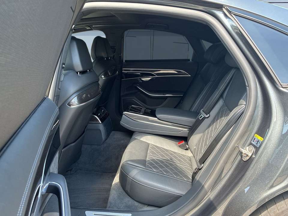 Audi A8 - Imagem 10