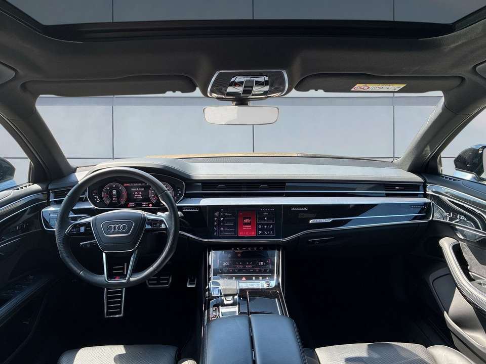 Audi A8 - Imagem 11