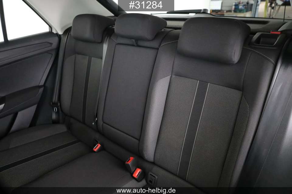 Volkswagen T-Roc - Imagem 13