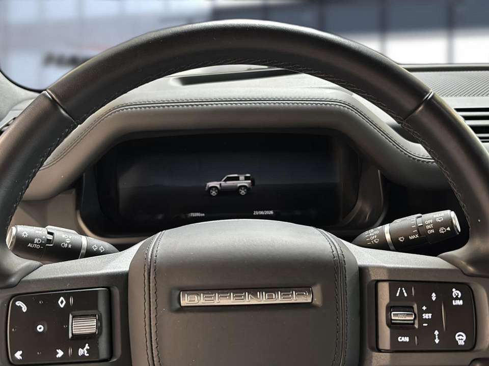 Land Rover Defender - Imagem 12