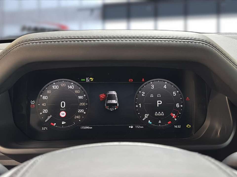 Land Rover Defender - Imagem 13