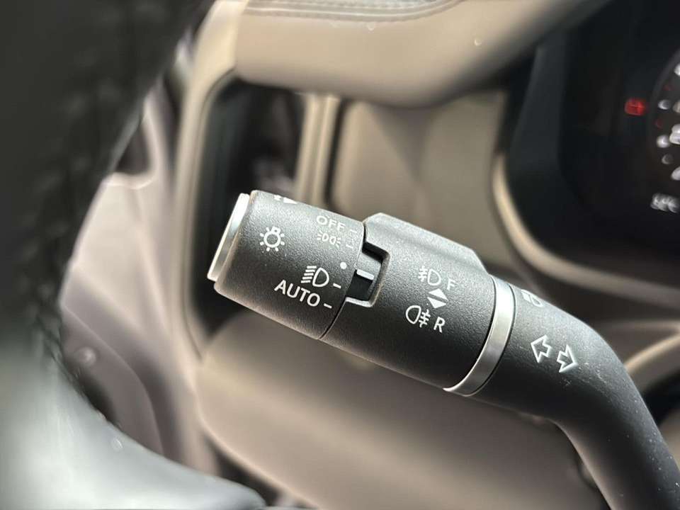 Land Rover Defender - Imagem 15