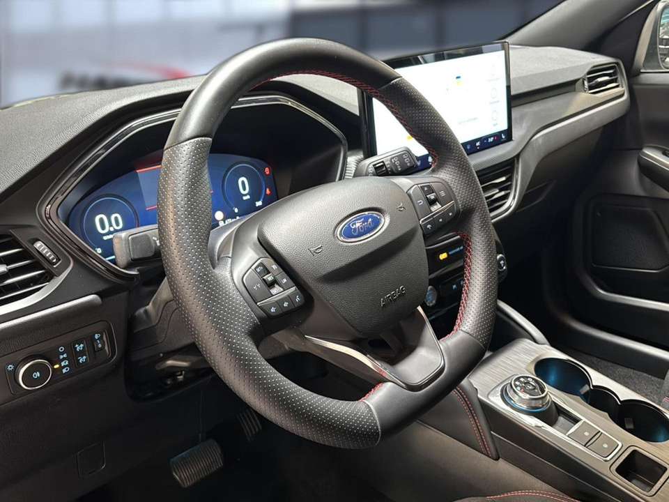 Ford Kuga - Imagem 13