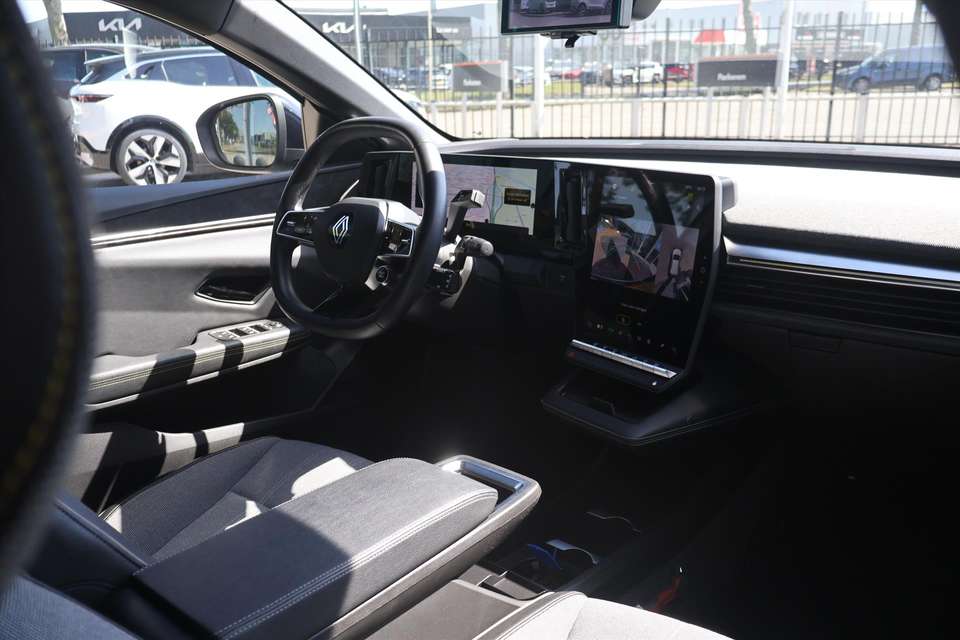 Renault Megane E-Tech - Imagem 6