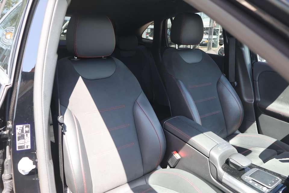 Mercedes-Benz GLA 200 - Imagem 6