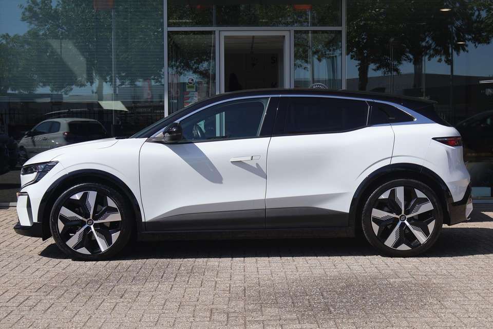 Renault Megane E-Tech - Imagem 15