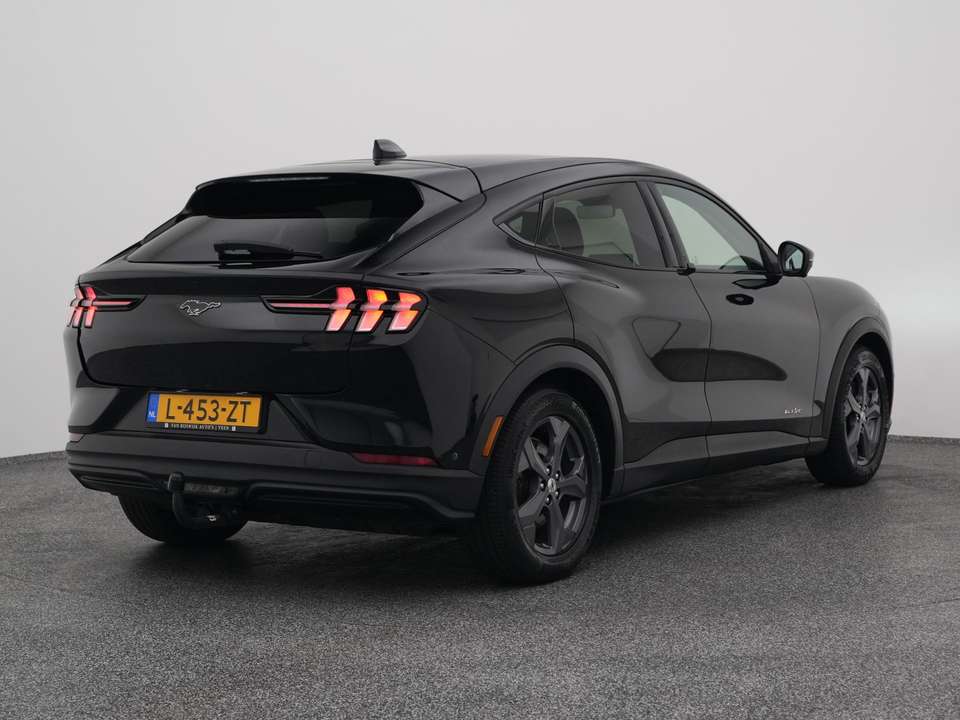 Ford Mustang Mach-E - Imagem 7