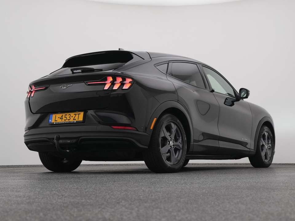 Ford Mustang Mach-E - Imagem 17