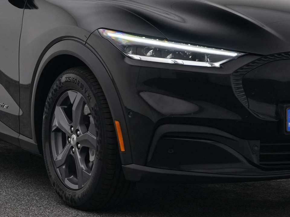 Ford Mustang Mach-E - Imagem 18