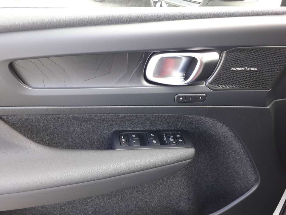 Volvo XC40 - Imagem 6