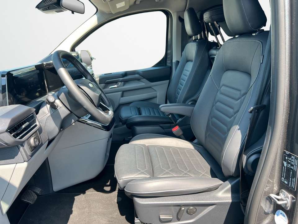 Ford Tourneo Custom - Imagem 10