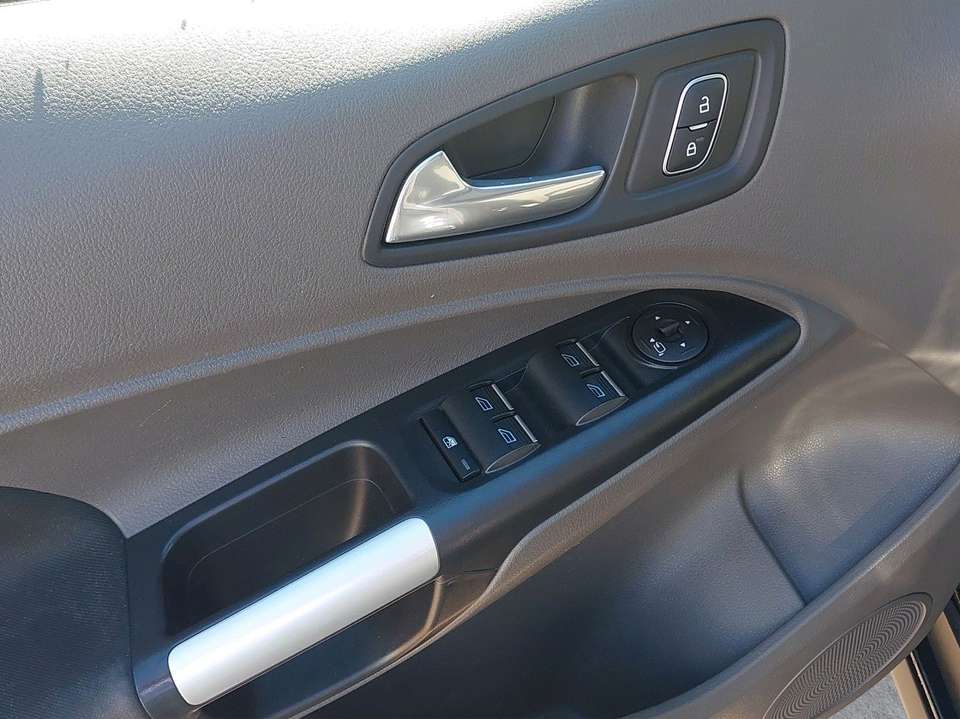 Ford Tourneo Connect - Imagem 10